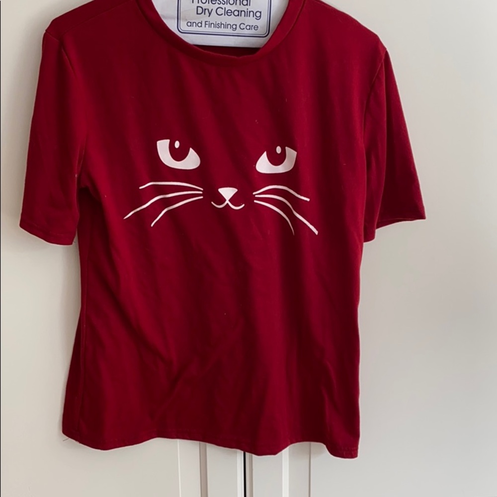 Women’s kitty tee - never worn